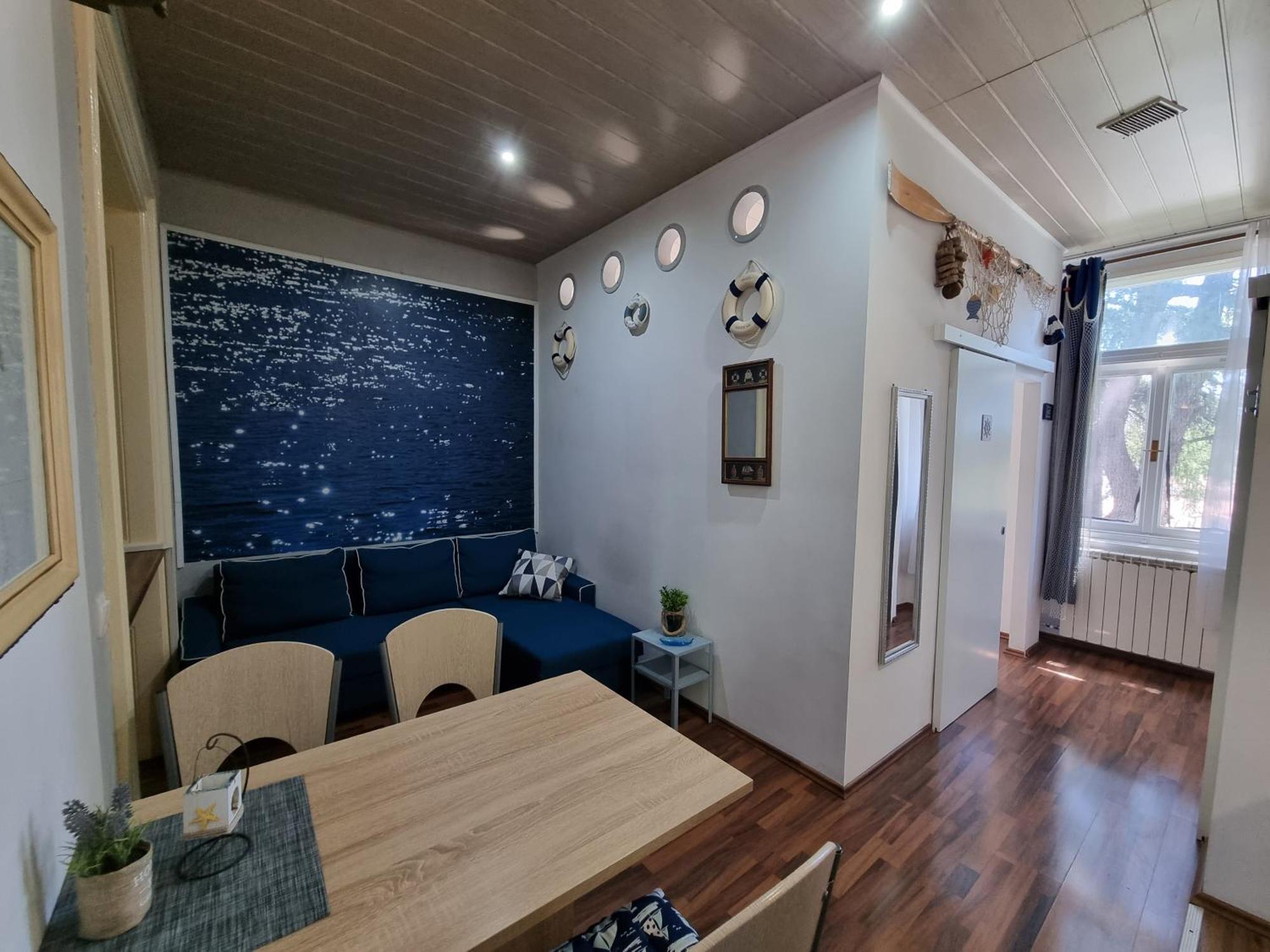 Subcastrum Apartments プーラ エクステリア 写真