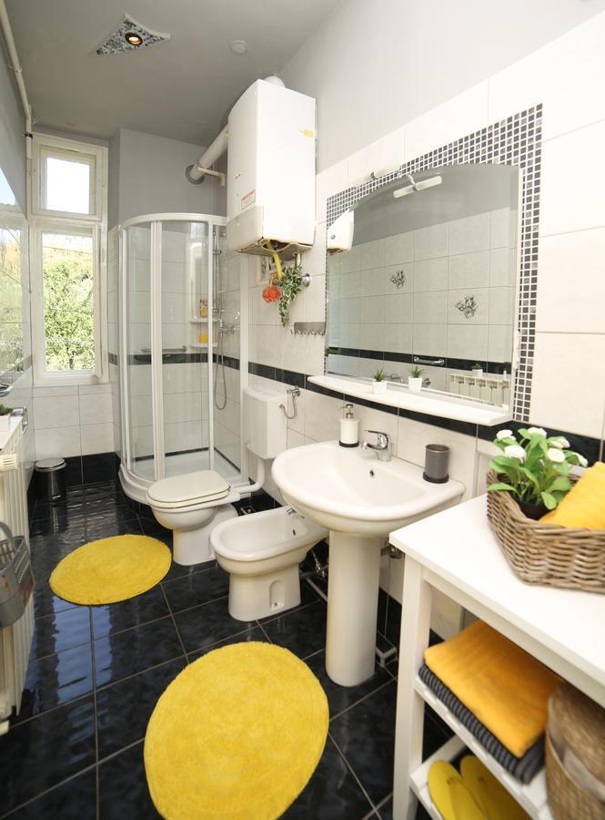 Subcastrum Apartments プーラ エクステリア 写真