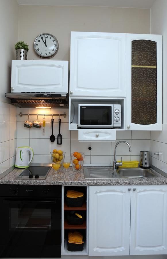 Subcastrum Apartments プーラ エクステリア 写真